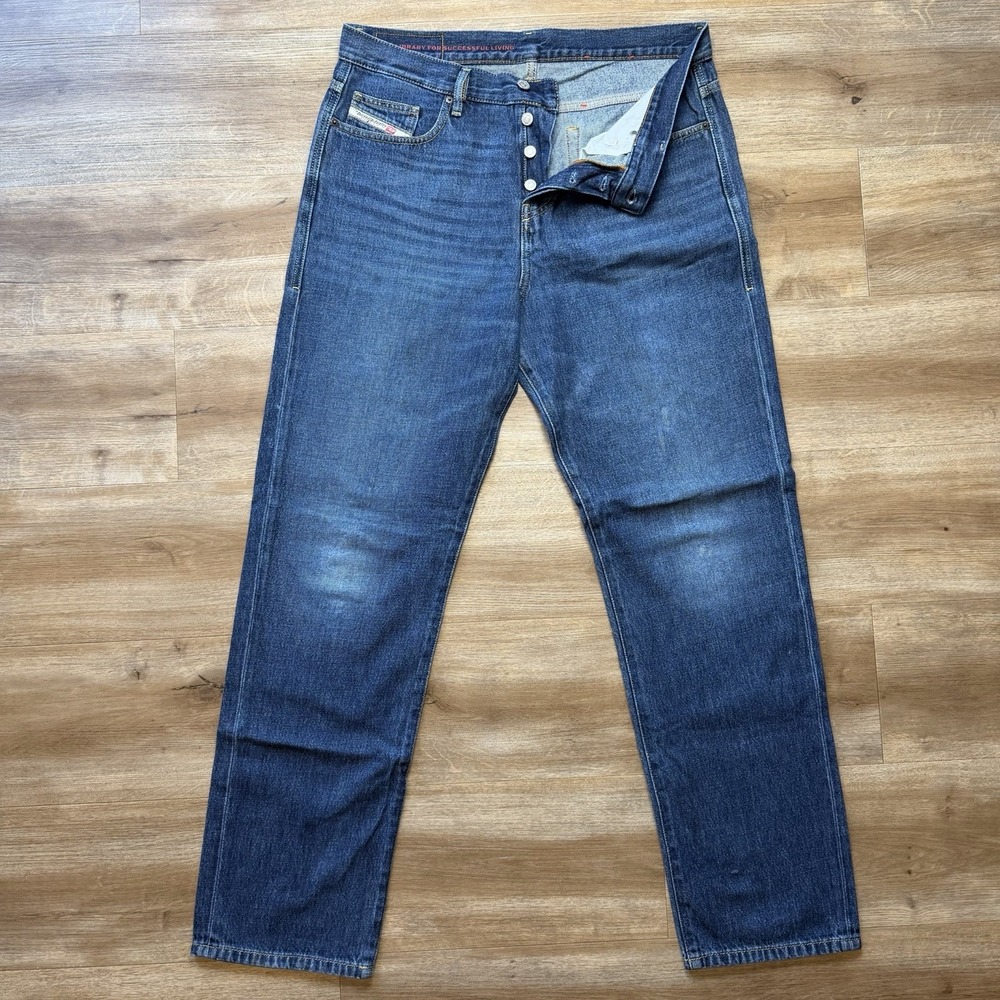 Diesel 2020 D-Viker Jeans Men 34x34 Blue Straight Leg Dark Wash Modern 09C03